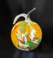 szklana figurka jabłko